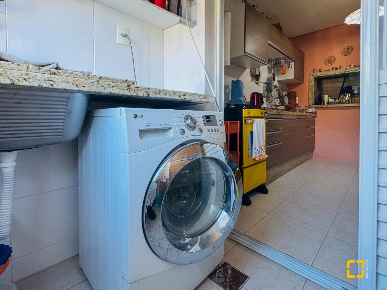 Apartamento com 145m², 4 quartos (sendo 1 suíte), 3 garagens, no bairro Lagoa da Conceição em Florianópolis