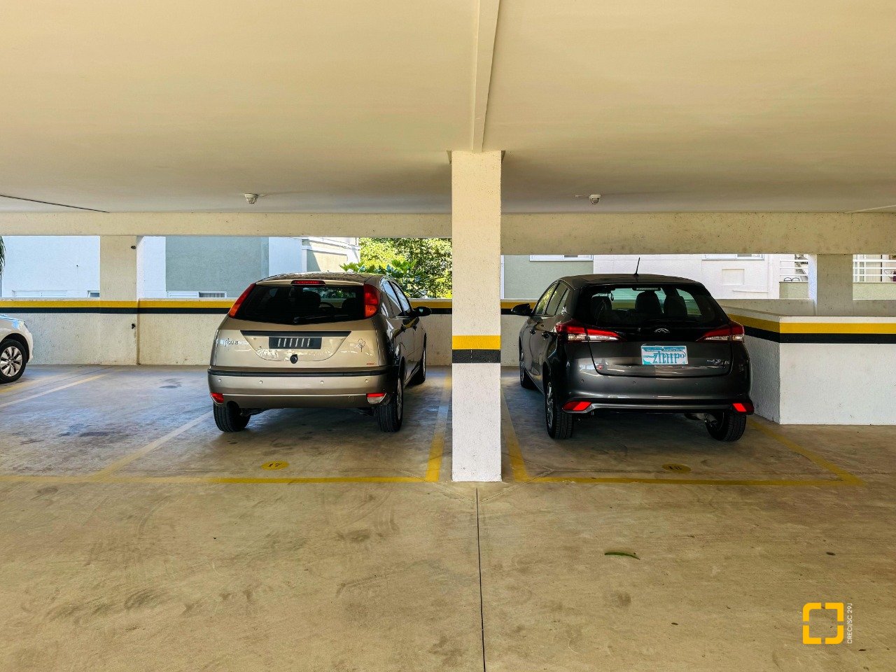 Apartamento com 145m², 4 quartos (sendo 1 suíte), 3 garagens, no bairro Lagoa da Conceição em Florianópolis