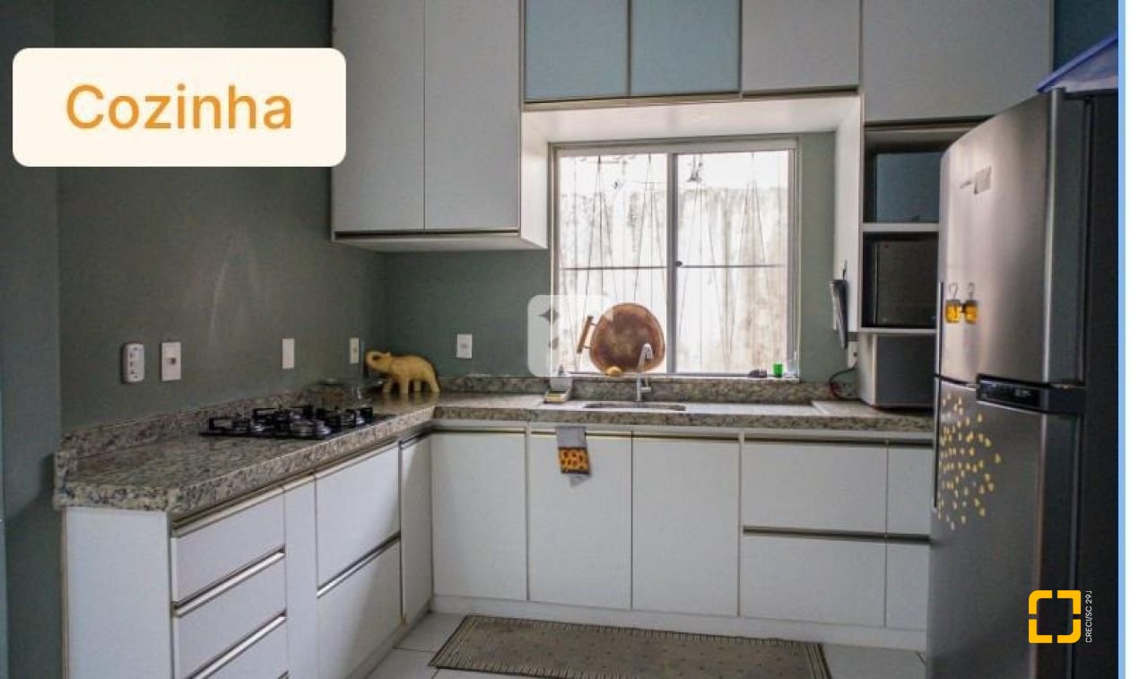 Casa com 120m², 2 quartos, 1 garagem, no bairro Estreito em Florianópolis