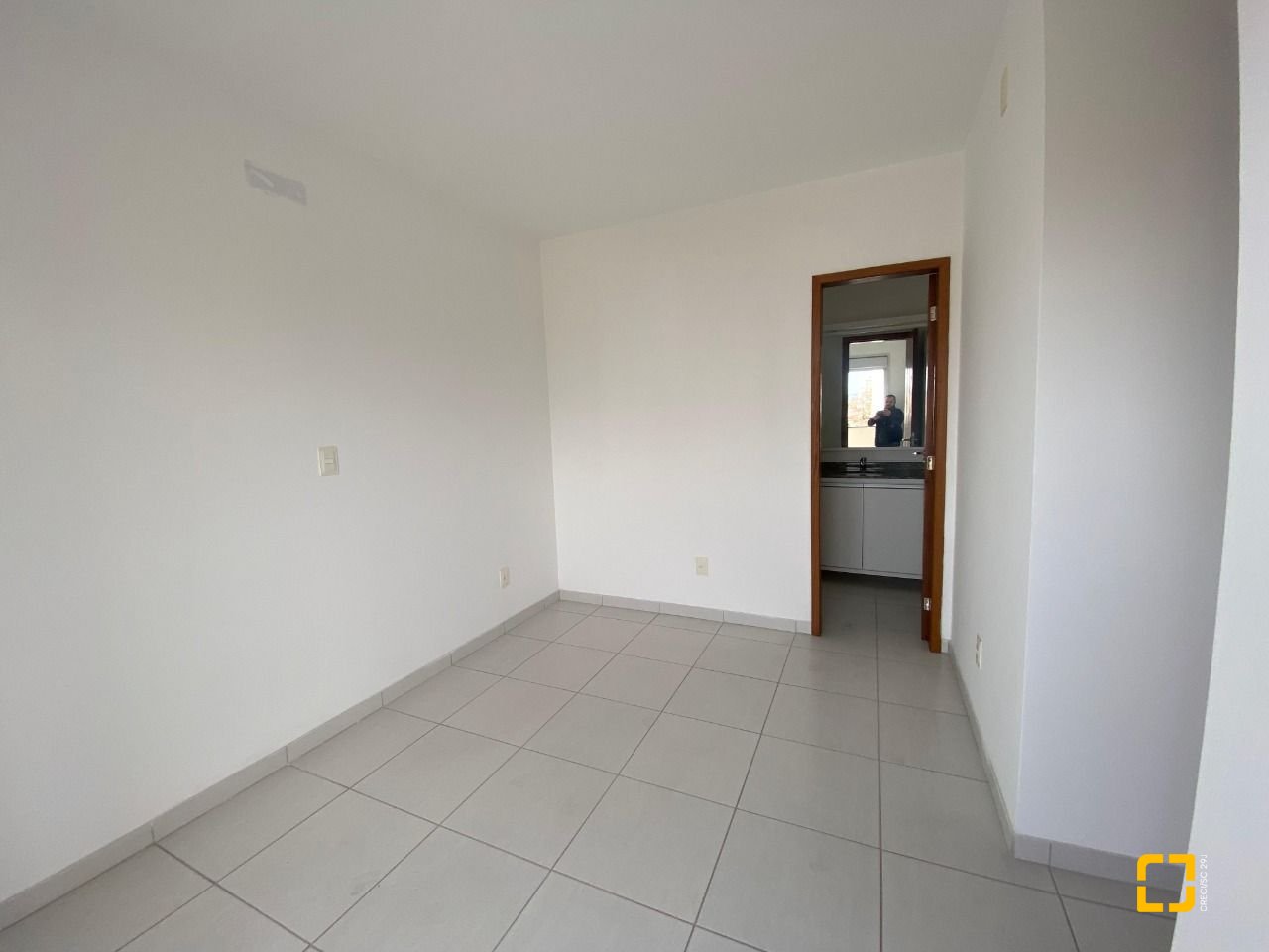 Cobertura com 99m², 6 quartos (sendo 3 suítes), 2 garagens, no bairro Capoeiras em Florianópolis