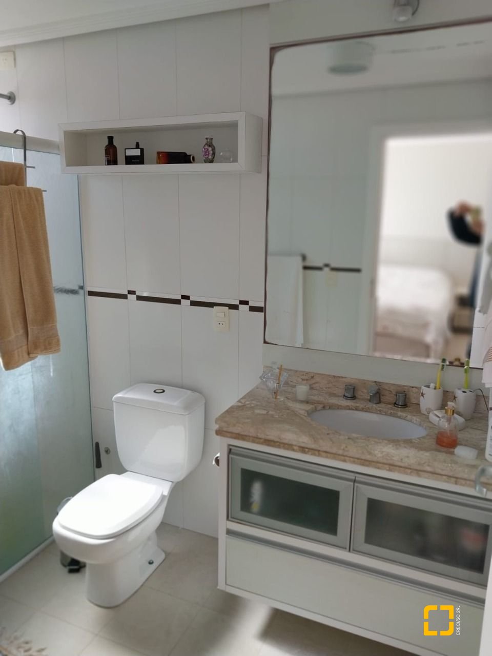Cobertura com 272m², 7 quartos (sendo 3 suítes), 3 garagens, no bairro Ingleses em Florianópolis
