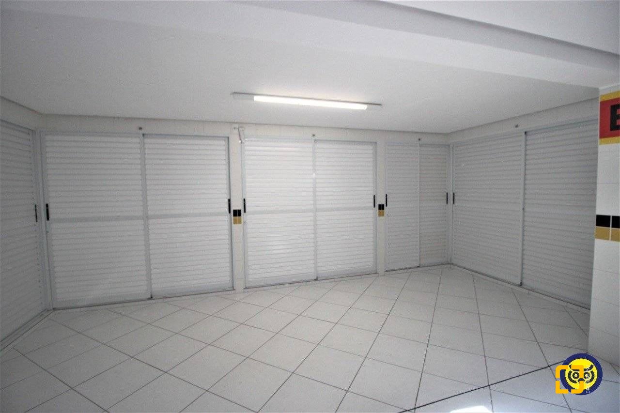 Apartamento com 78m², 3 quartos (sendo 1 suíte), 1 garagem, no bairro Trindade em Florianópolis