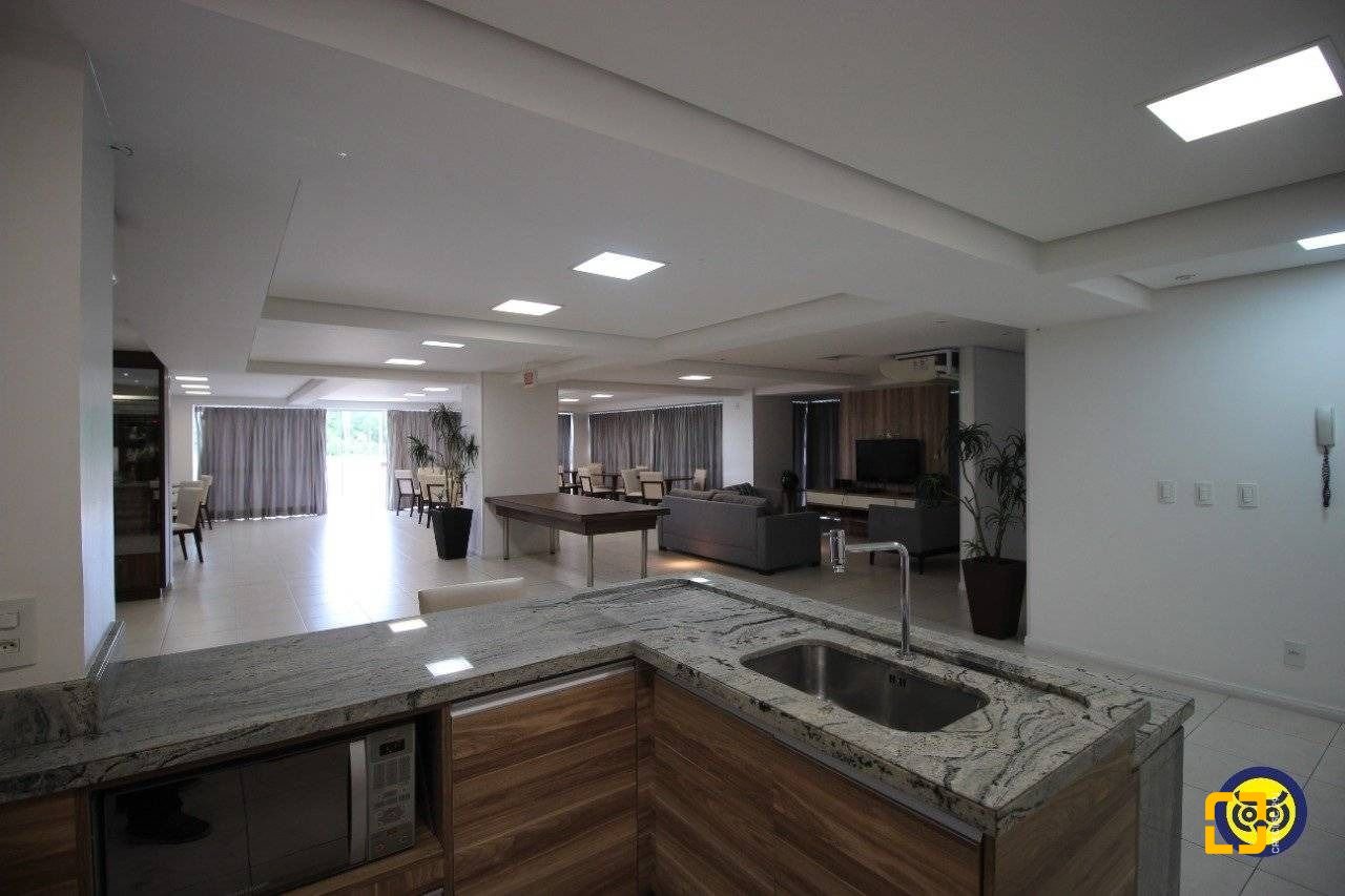 Apartamento com 78m², 3 quartos (sendo 1 suíte), 1 garagem, no bairro Trindade em Florianópolis