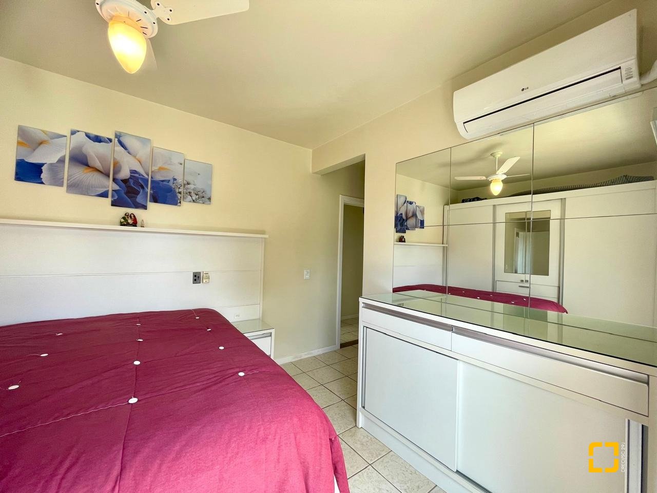 Cobertura com 229m², 3 quartos (sendo 3 suítes), 2 garagens, no bairro Canasvieiras em Florianópolis