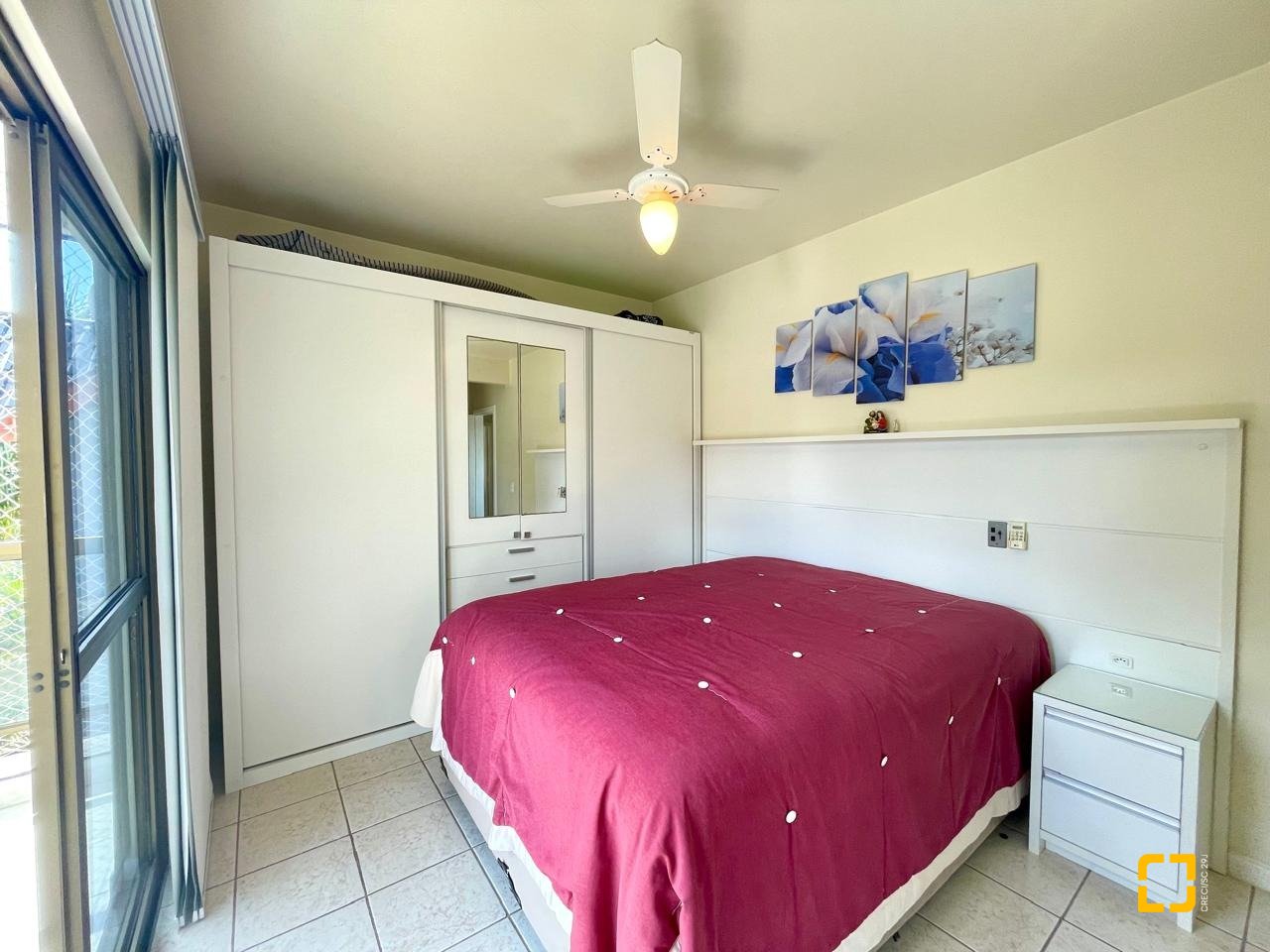 Cobertura com 229m², 3 quartos (sendo 3 suítes), 2 garagens, no bairro Canasvieiras em Florianópolis