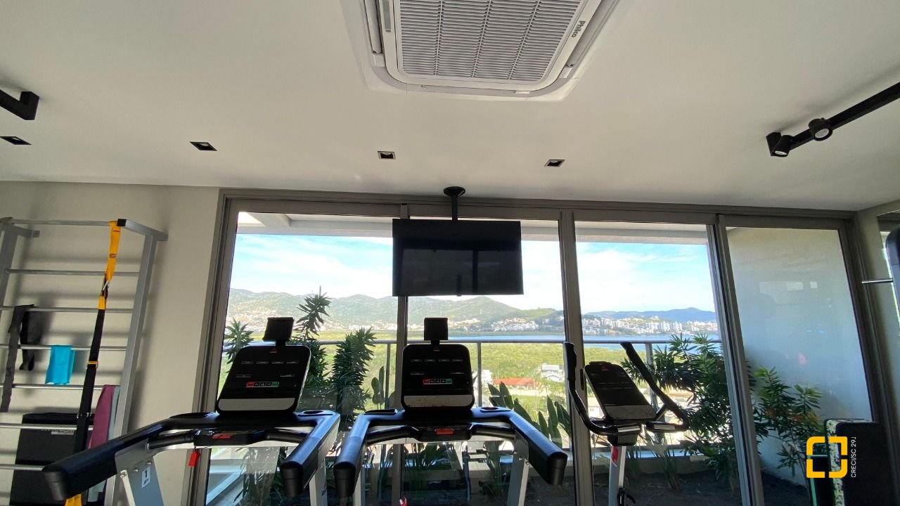 Apartamento com 71m², 2 quartos (sendo 1 suíte), 1 garagem, no bairro Cacupé em Florianópolis