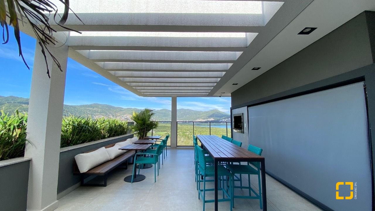 Apartamento com 71m², 2 quartos (sendo 1 suíte), 1 garagem, no bairro Cacupé em Florianópolis