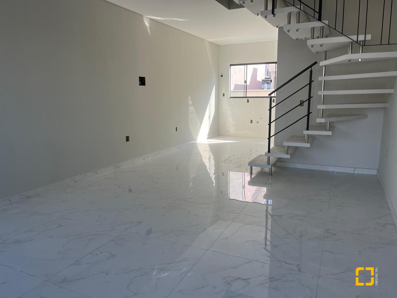 Casa com 85m², 4 quartos (sendo 2 suítes), 1 garagem, no bairro Bela Vista em Palhoça