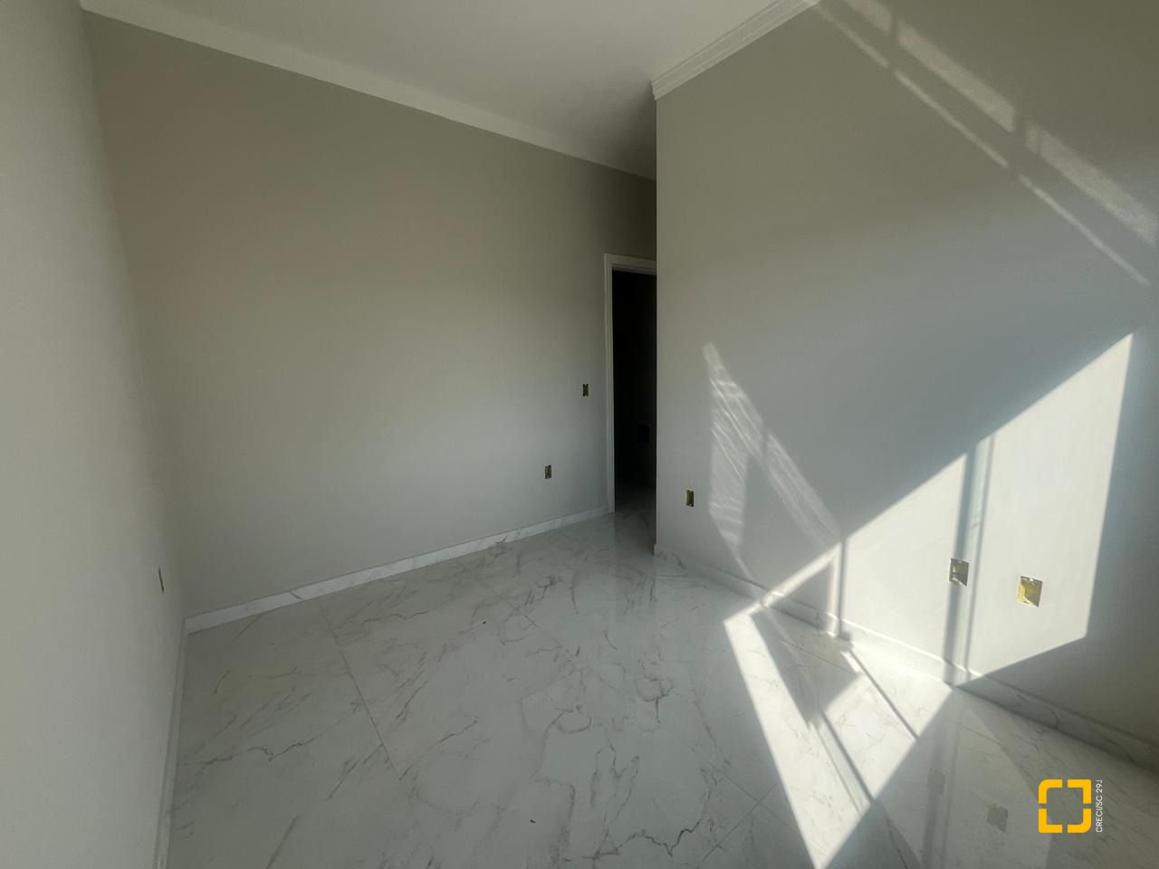 Casa com 85m², 4 quartos (sendo 2 suítes), 1 garagem, no bairro Bela Vista em Palhoça