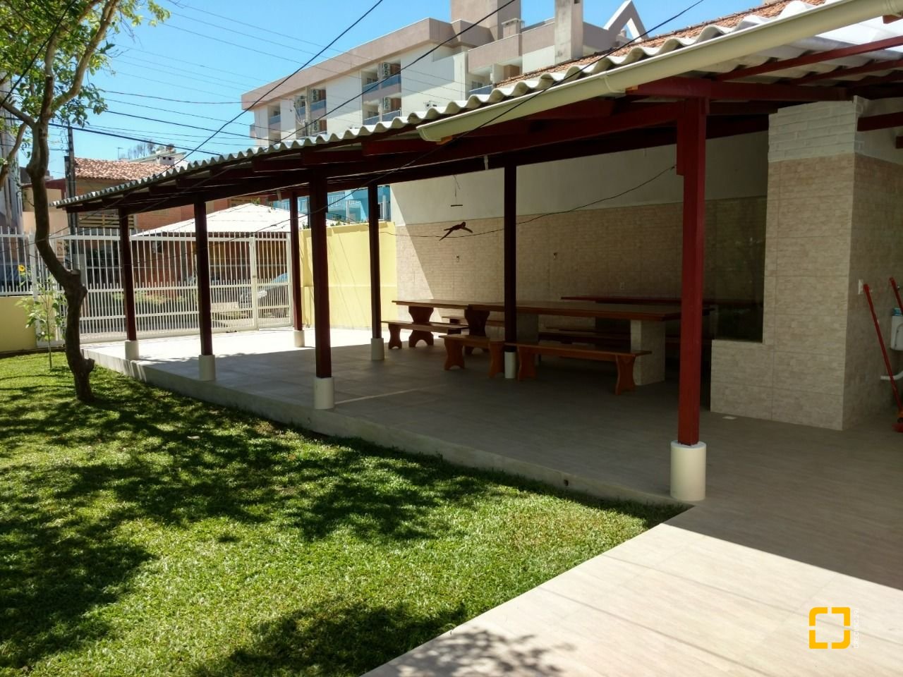 Casa com 113m², 5 quartos (sendo 1 suíte), 4 garagens, no bairro Ingleses em Florianópolis