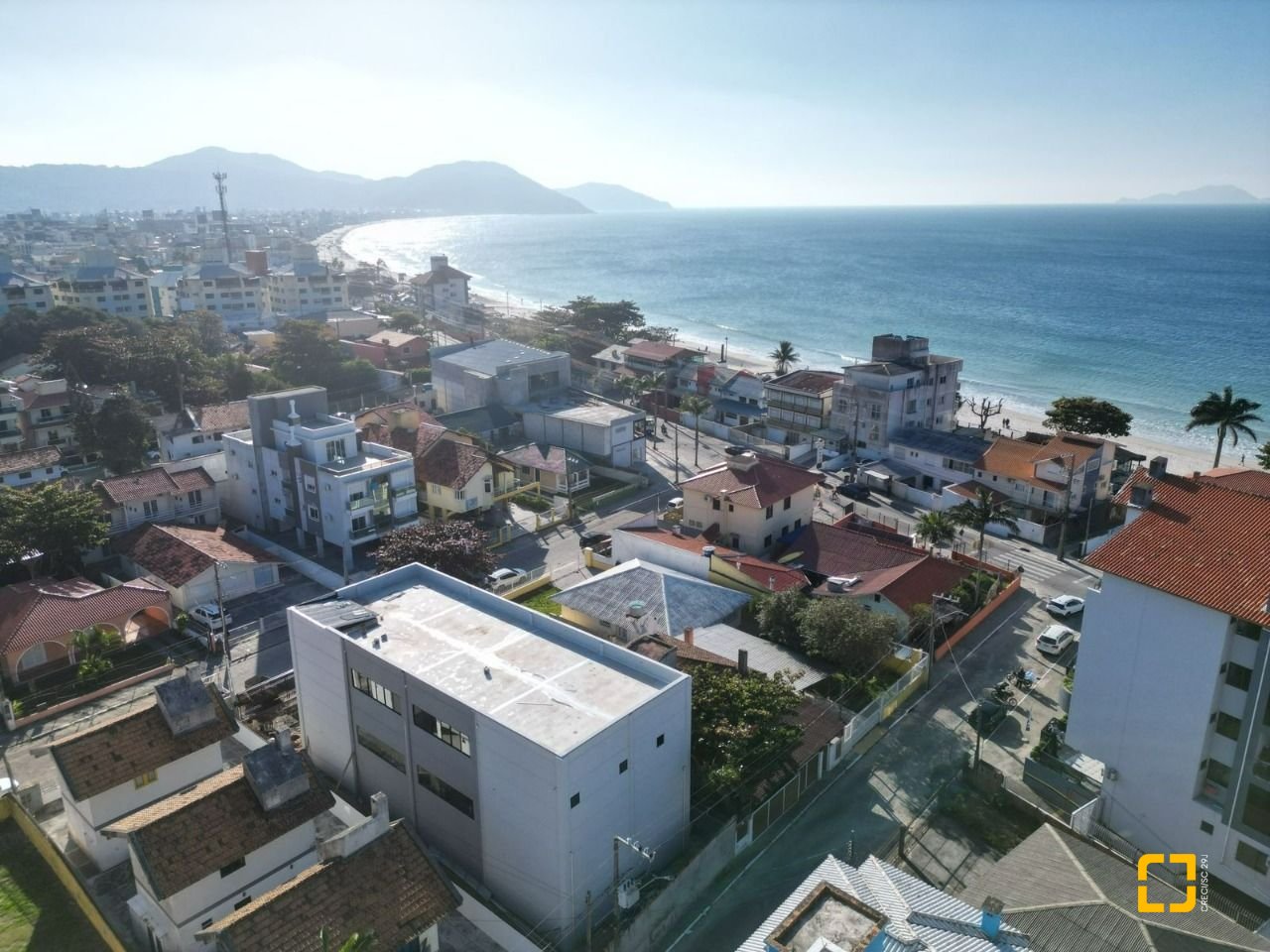 Casa com 113m², 5 quartos (sendo 1 suíte), 4 garagens, no bairro Ingleses em Florianópolis