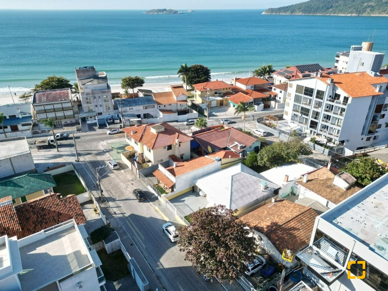 Casa com 113m², 5 quartos (sendo 1 suíte), 4 garagens, no bairro Ingleses em Florianópolis