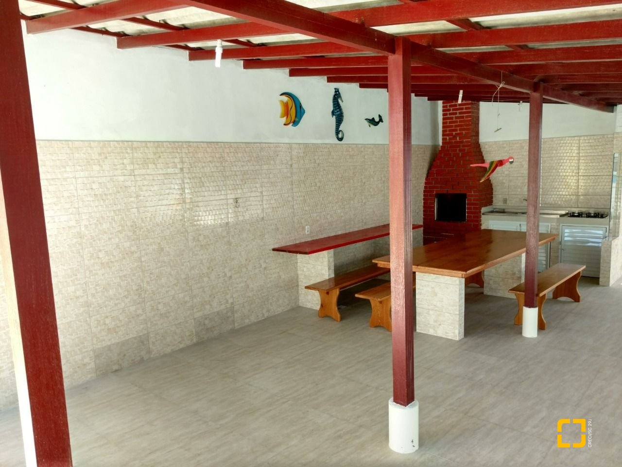 Casa com 113m², 5 quartos (sendo 1 suíte), 4 garagens, no bairro Ingleses em Florianópolis
