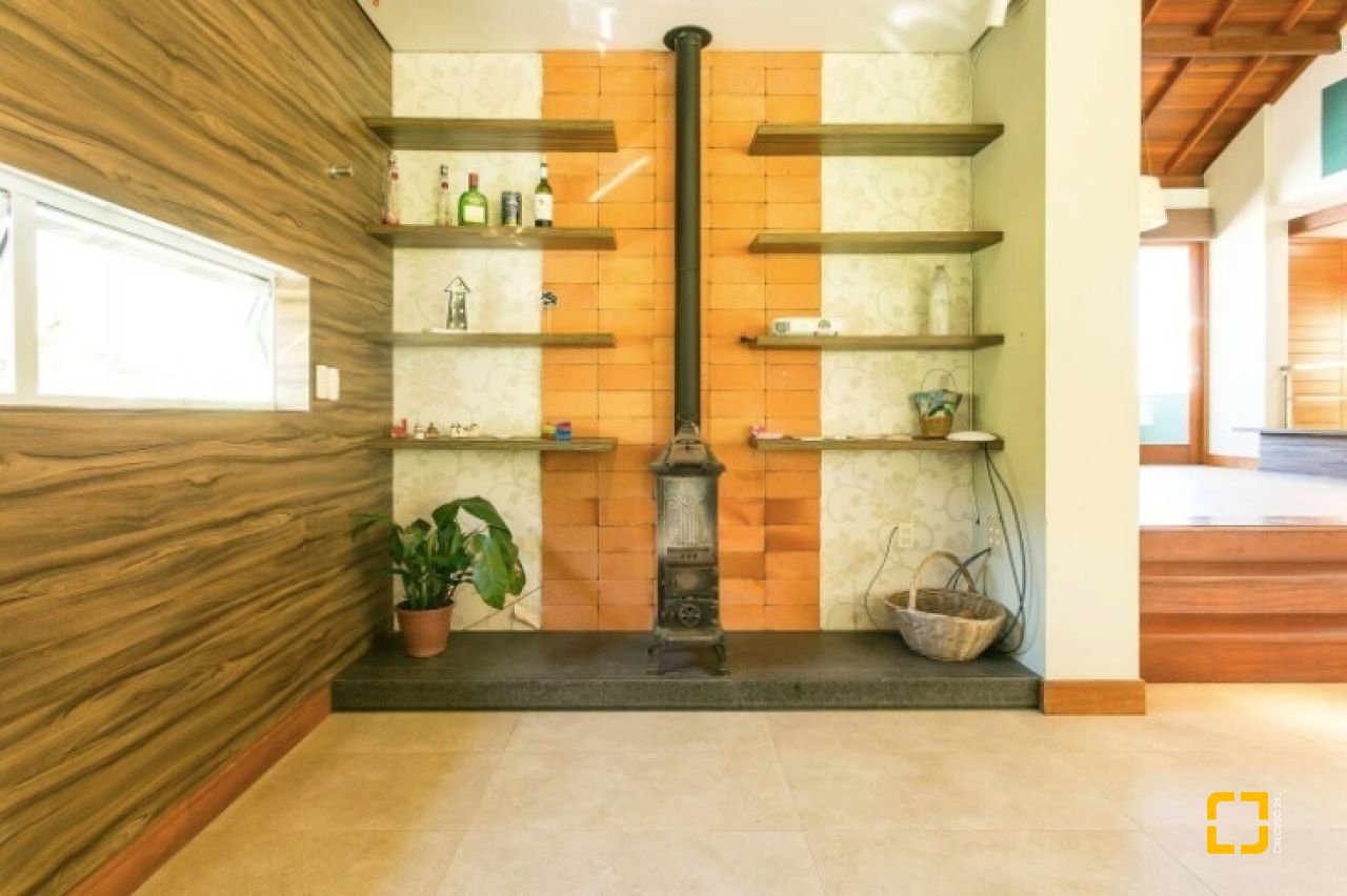 Casa com 929m², 5 quartos (sendo 3 suítes), 5 garagens, no bairro João Paulo em Florianópolis