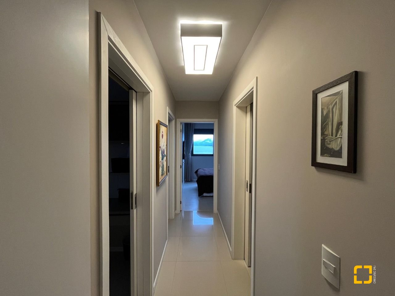 Cobertura com 140m², 3 quartos (sendo 1 suíte), 2 garagens, no bairro Kobrasol em São José