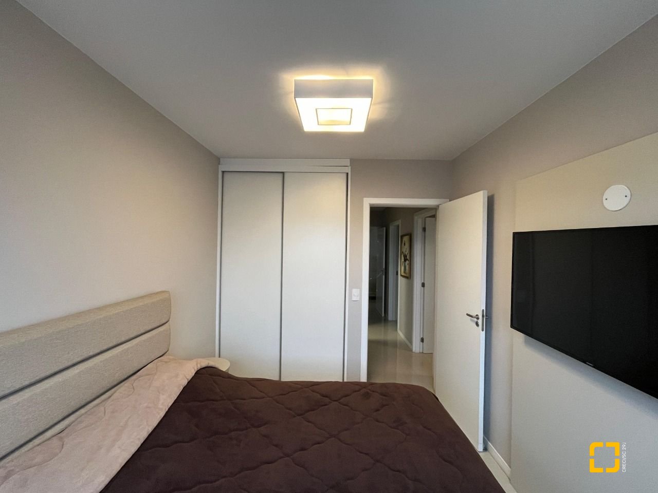 Cobertura com 140m², 3 quartos (sendo 1 suíte), 2 garagens, no bairro Kobrasol em São José
