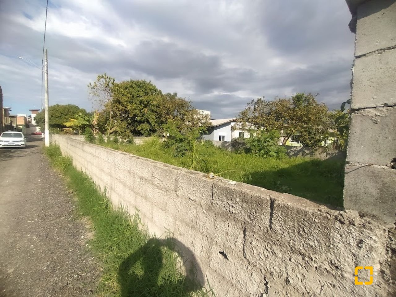 Terreno com 363m², no bairro Tapera da Base em Florianópolis