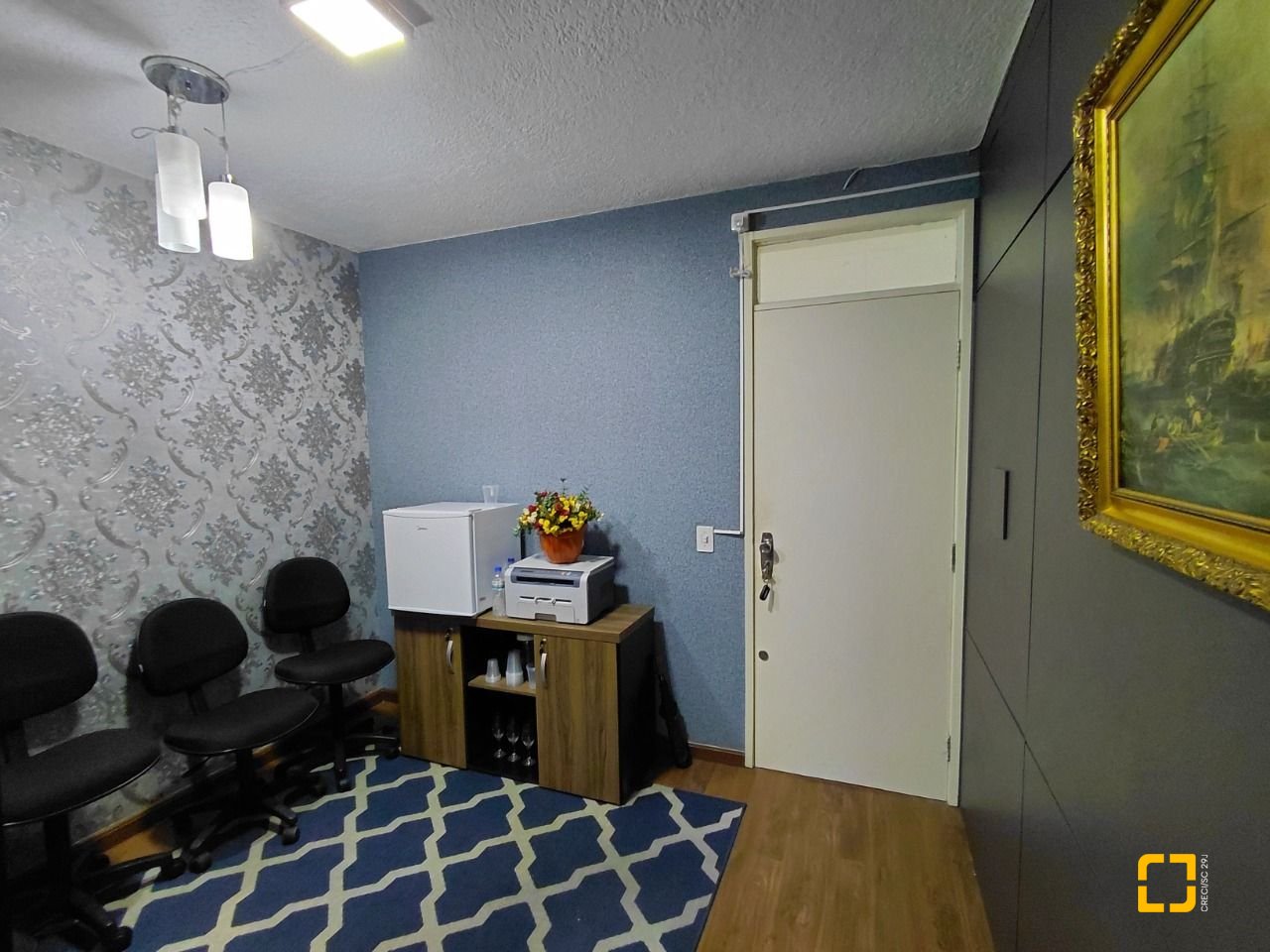 Sala com 27m², no bairro Centro em Florianópolis
