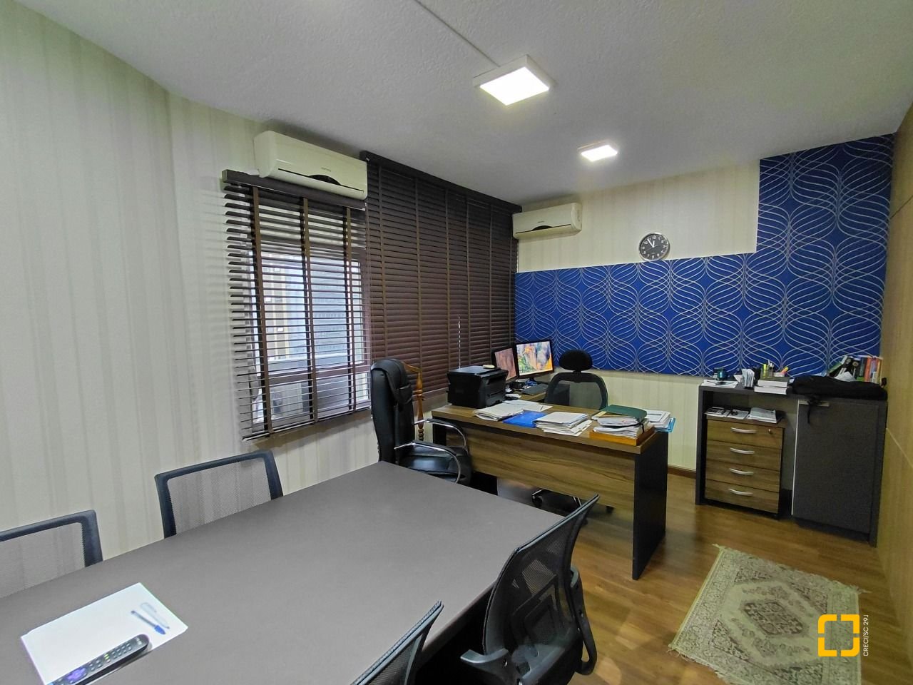 Sala com 27m², no bairro Centro em Florianópolis