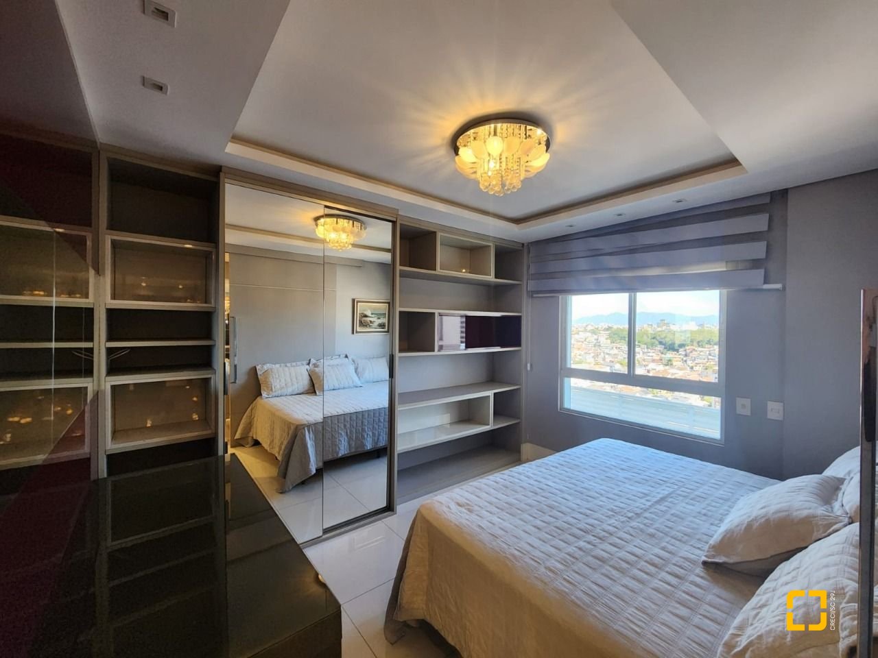 Apartamento com 115m², 4 quartos (sendo 2 suítes), 2 garagens, no bairro Agronômica em Florianópolis