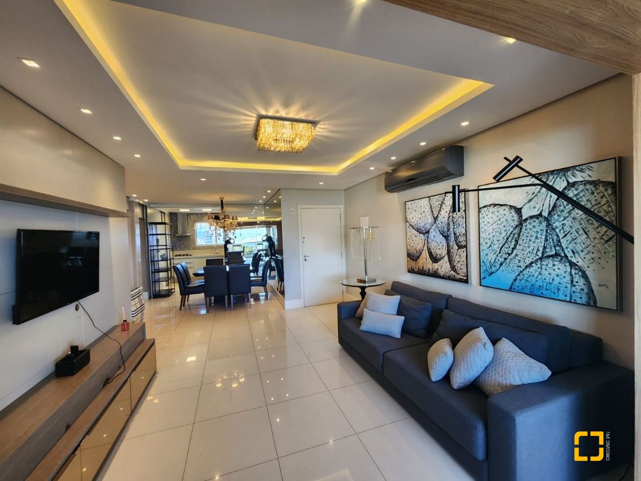 Apartamento com 115m², 4 quartos (sendo 2 suítes), 2 garagens, no bairro Agronômica em Florianópolis