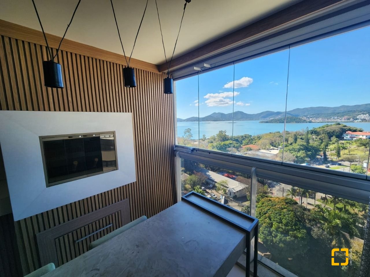 Apartamento com 115m², 4 quartos (sendo 2 suítes), 2 garagens, no bairro Agronômica em Florianópolis