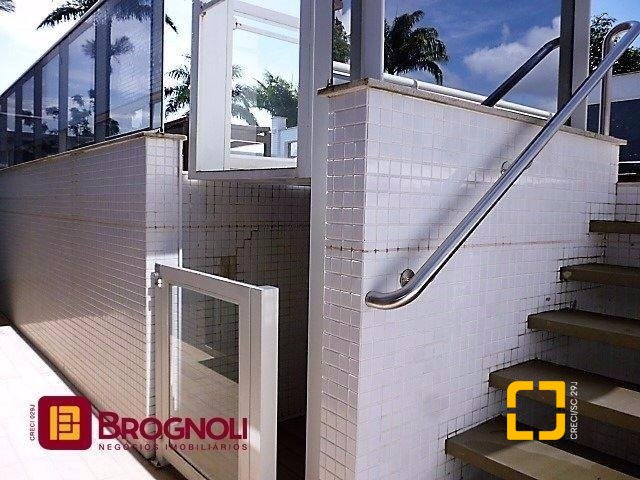 Apartamento com 115m², 4 quartos (sendo 2 suítes), 2 garagens, no bairro Agronômica em Florianópolis