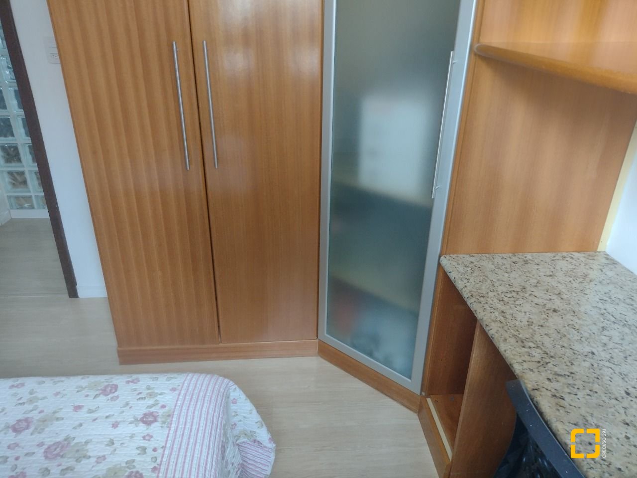 Casa com 209m², 5 quartos (sendo 1 suíte), 4 garagens, no bairro Carvoeira em Florianópolis