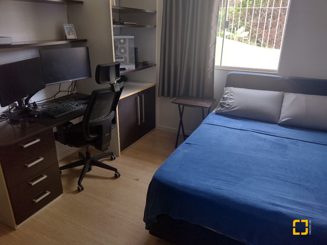 Casa com 209m², 5 quartos (sendo 1 suíte), 4 garagens, no bairro Carvoeira em Florianópolis