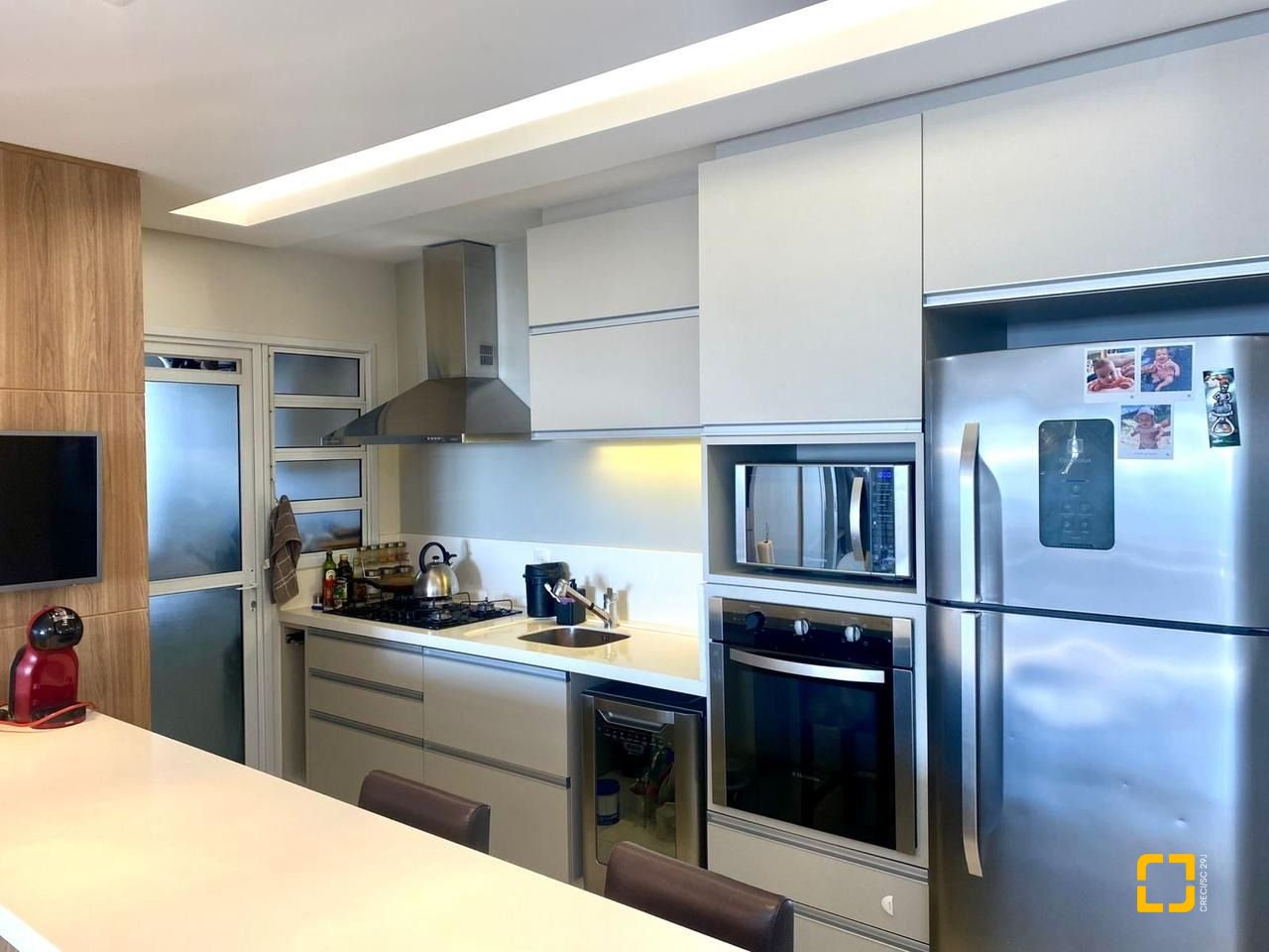 Apartamento com 97m², 3 quartos (sendo 1 suíte), 2 garagens, no bairro Nossa Senhora do Rosário em São José