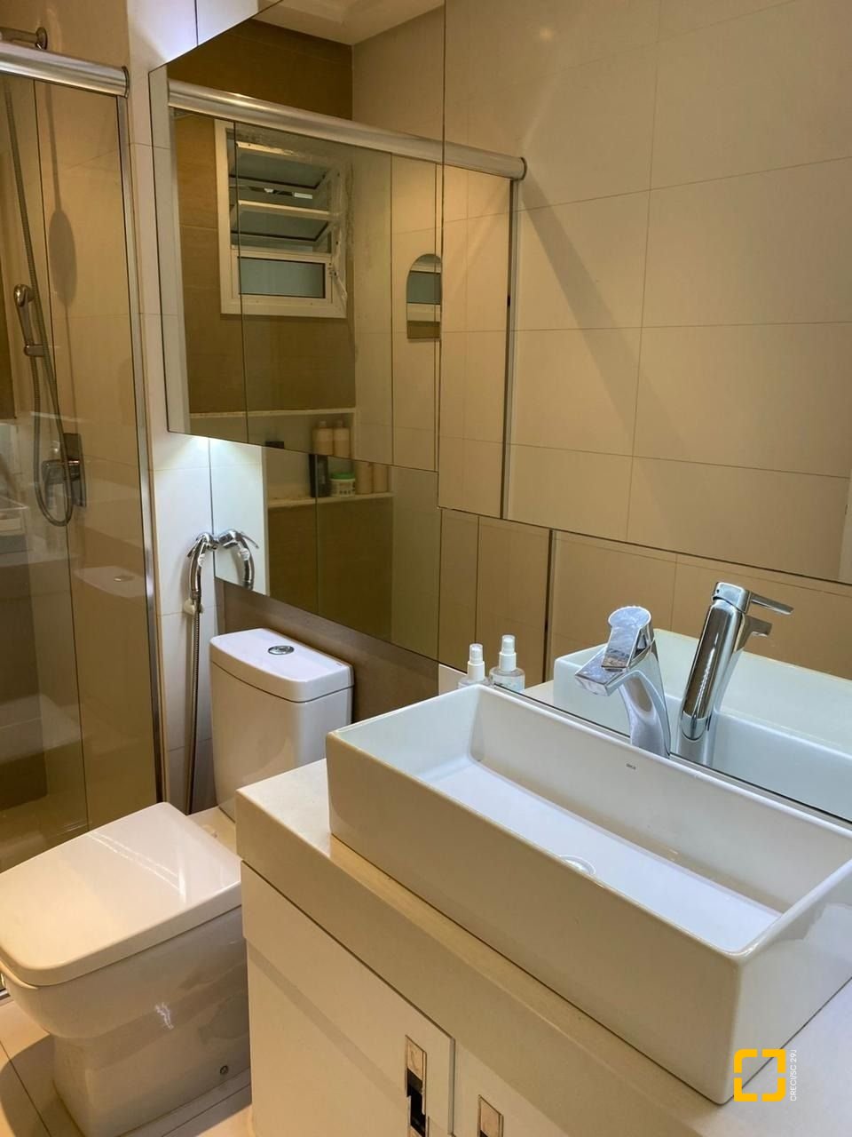 Apartamento com 97m², 3 quartos (sendo 1 suíte), 2 garagens, no bairro Nossa Senhora do Rosário em São José