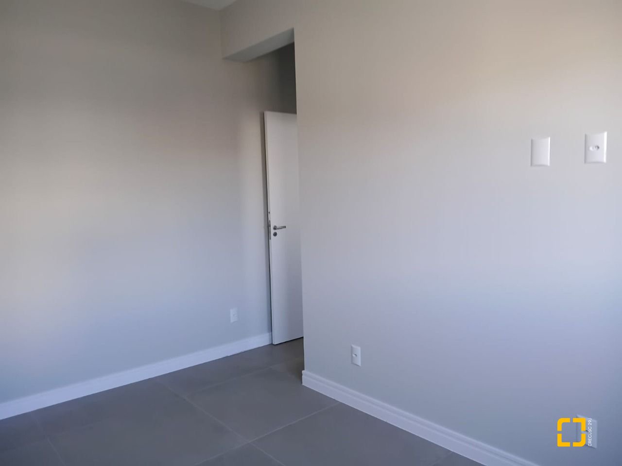 Apartamento com 77m², 3 quartos (sendo 1 suíte), 1 garagem, no bairro Ingleses em Florianópolis