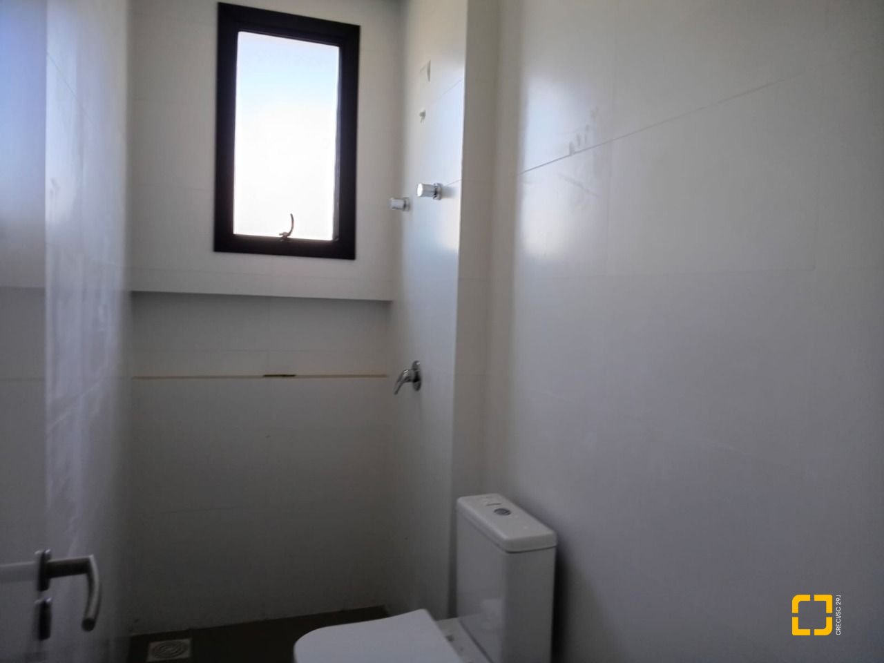 Apartamento com 77m², 3 quartos (sendo 1 suíte), 1 garagem, no bairro Ingleses em Florianópolis