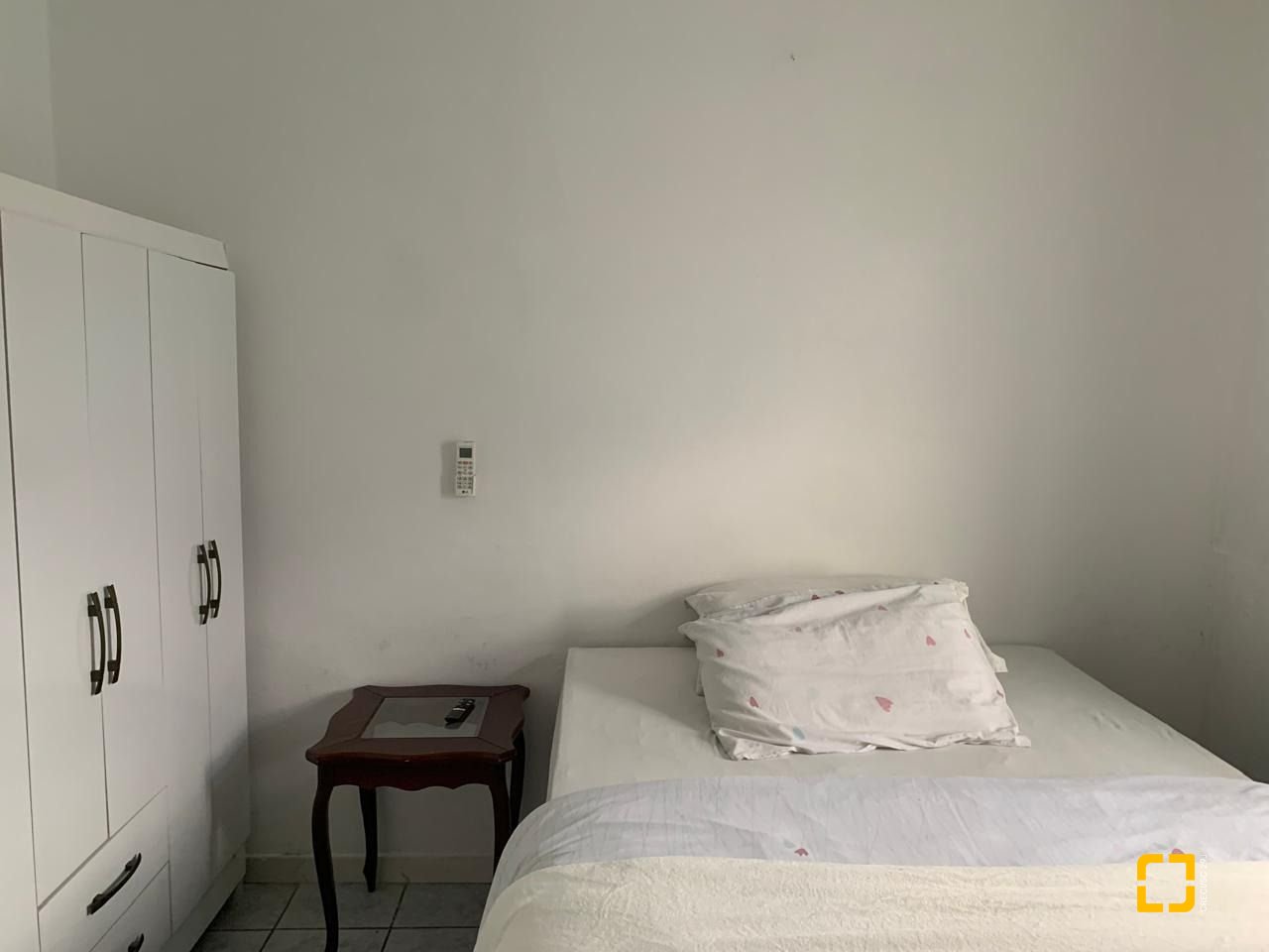 Casa com 207m², 3 quartos (sendo 1 suíte), 3 garagens, no bairro Flor de Nápolis em São José