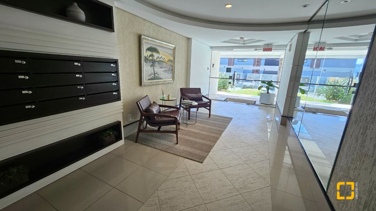 Apartamento com 150m², 7 quartos (sendo 3 suítes), 2 garagens, no bairro João Paulo em Florianópolis