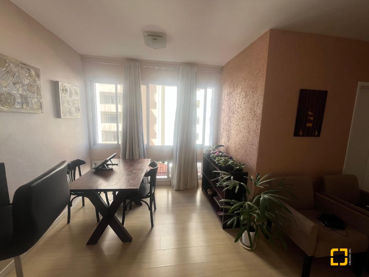 Apartamento com 40m², 1 quarto, no bairro Centro em Florianópolis