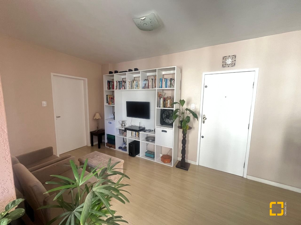 Apartamento com 40m², 1 quarto, no bairro Centro em Florianópolis