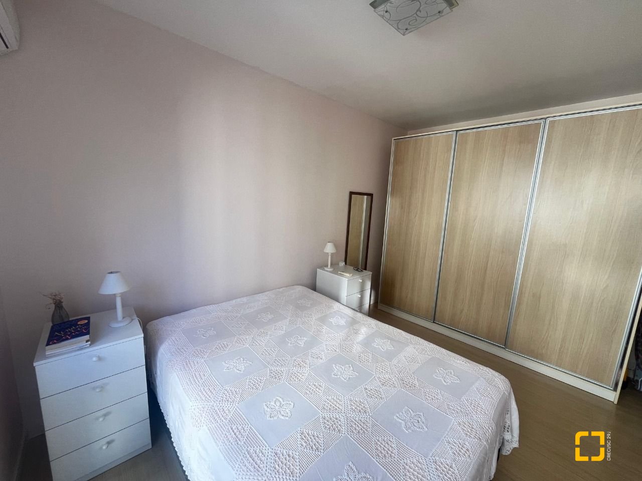 Apartamento com 40m², 1 quarto, no bairro Centro em Florianópolis