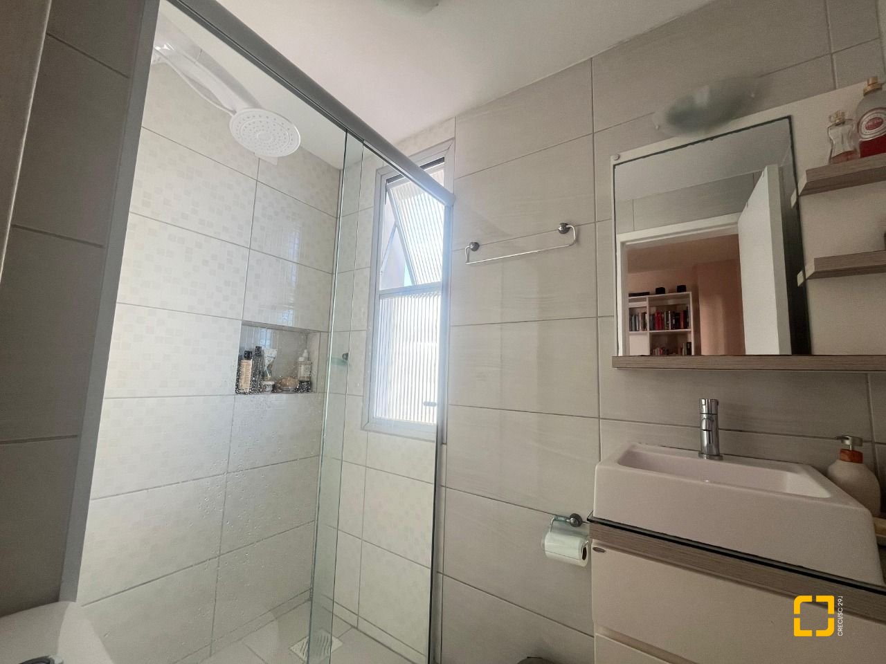 Apartamento com 40m², 1 quarto, no bairro Centro em Florianópolis