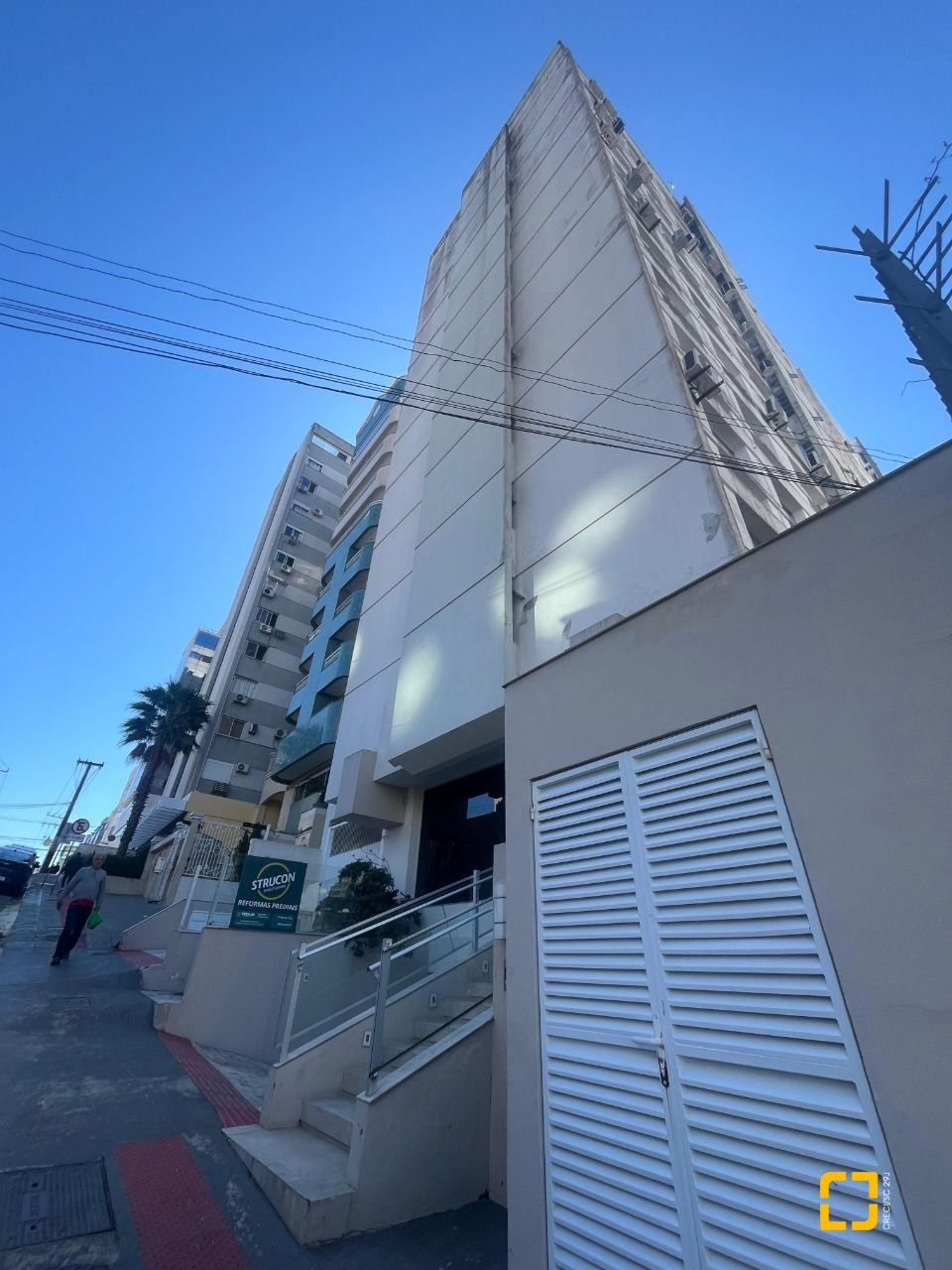 Apartamento com 40m², 1 quarto, no bairro Centro em Florianópolis