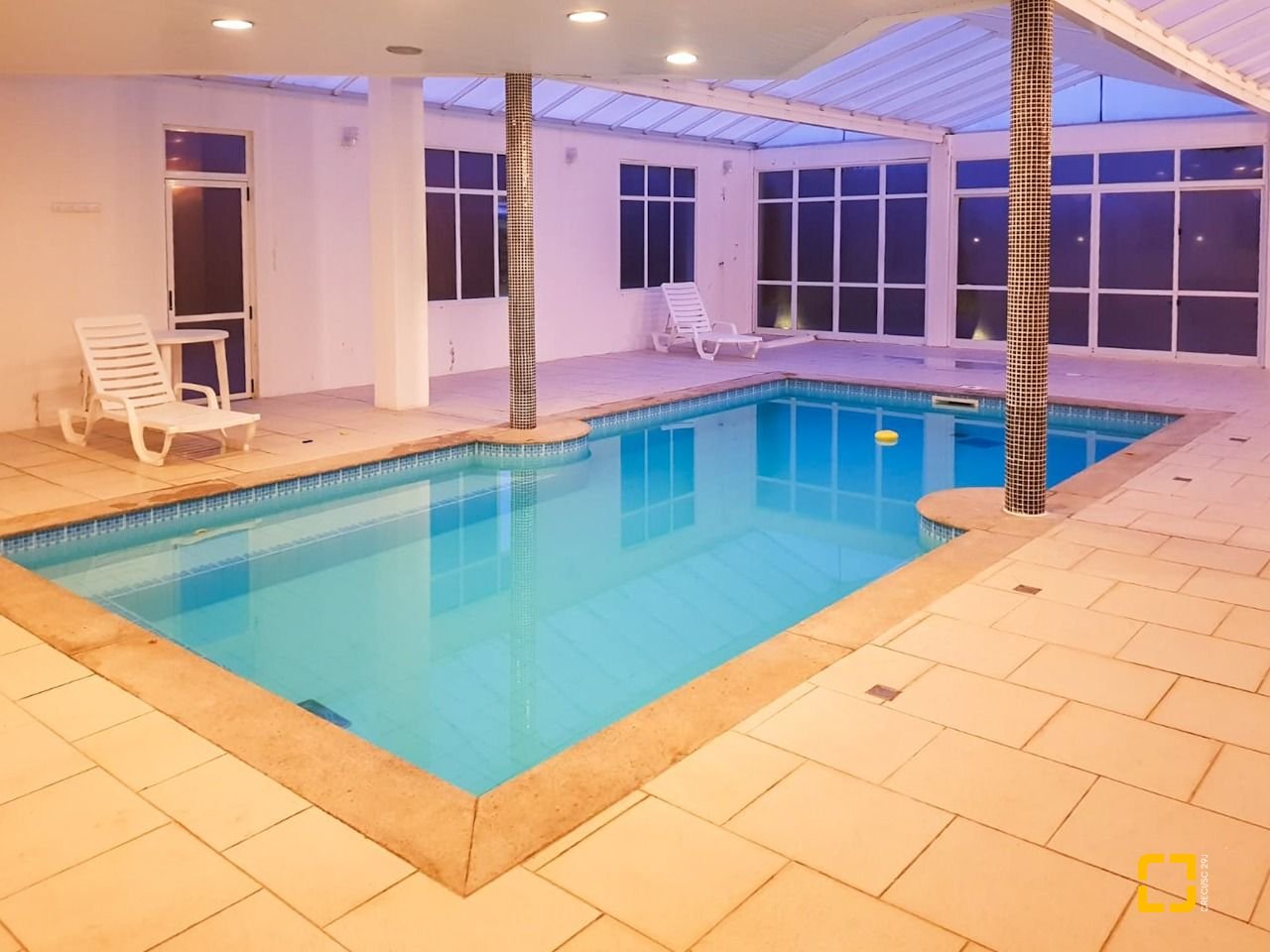 Apartamento com 46m², 1 quarto, 1 garagem, no bairro Lagoa da Conceição em Florianópolis