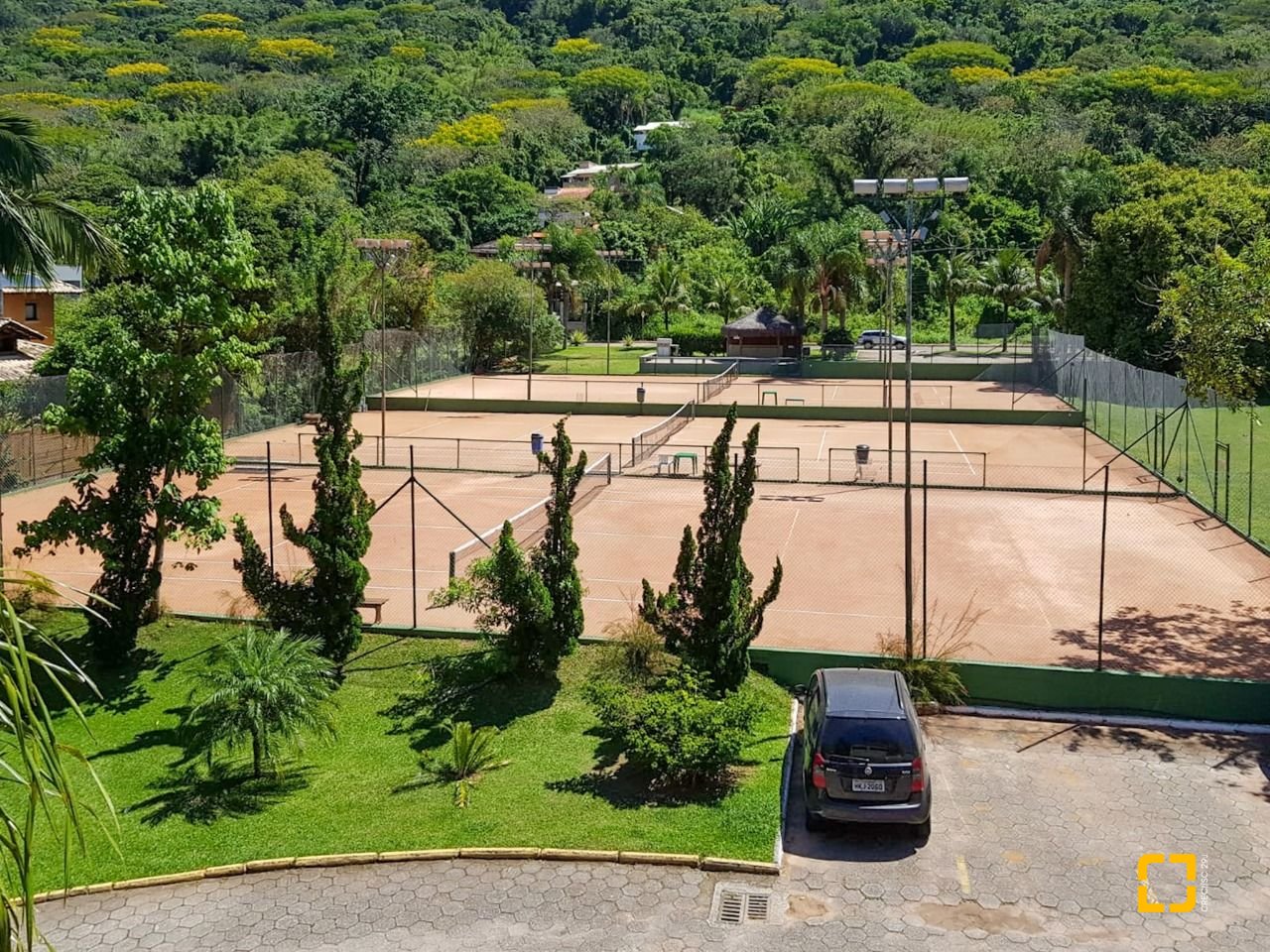 Apartamento com 46m², 1 quarto, 1 garagem, no bairro Lagoa da Conceição em Florianópolis