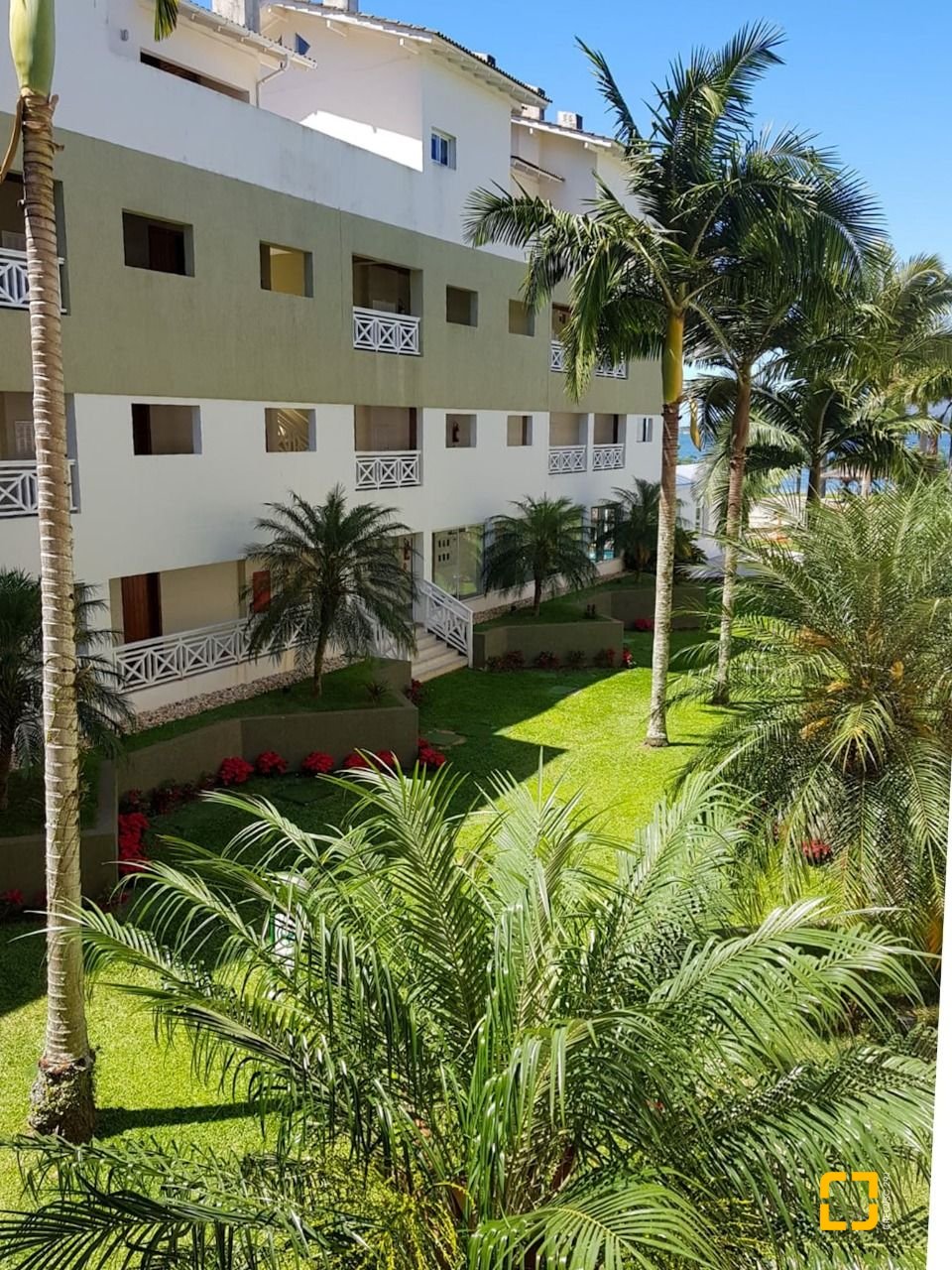 Apartamento com 46m², 1 quarto, 1 garagem, no bairro Lagoa da Conceição em Florianópolis
