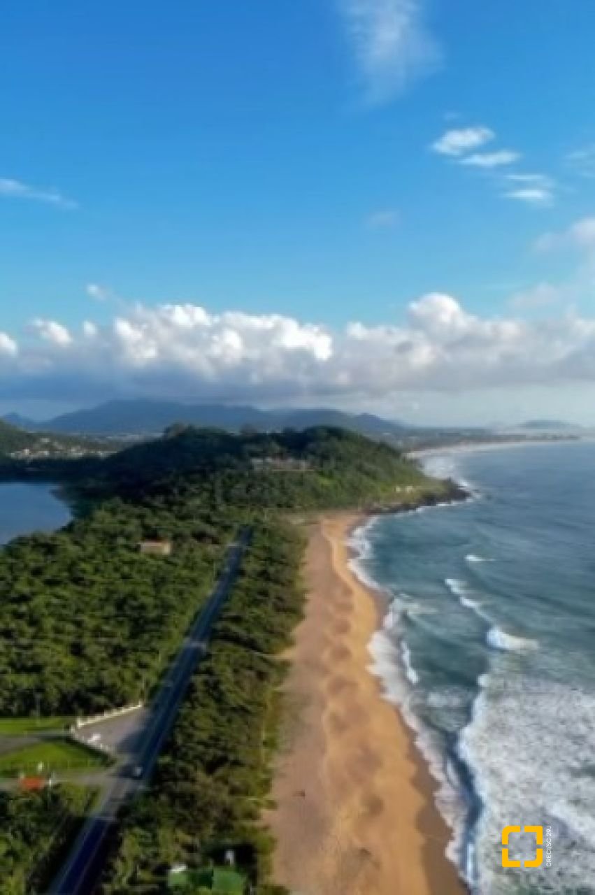 Apartamento com 31m², 1 quarto (sendo 1 suíte), 1 garagem, no bairro Morro das Pedras em Florianópolis