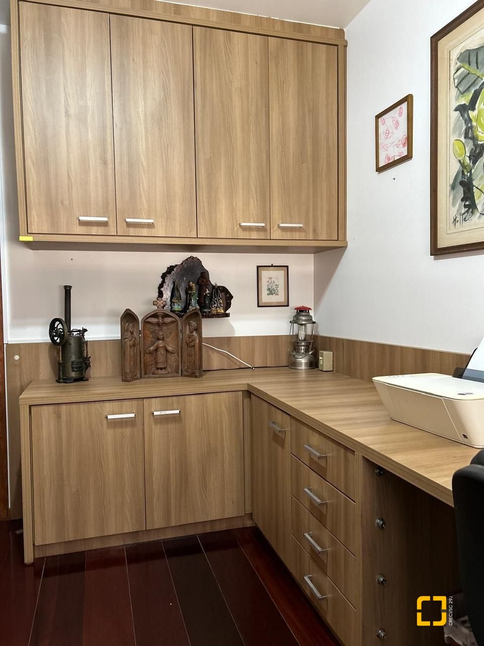 Apartamento com 208m², 5 quartos (sendo 1 suíte), 2 garagens, no bairro Agronômica em Florianópolis