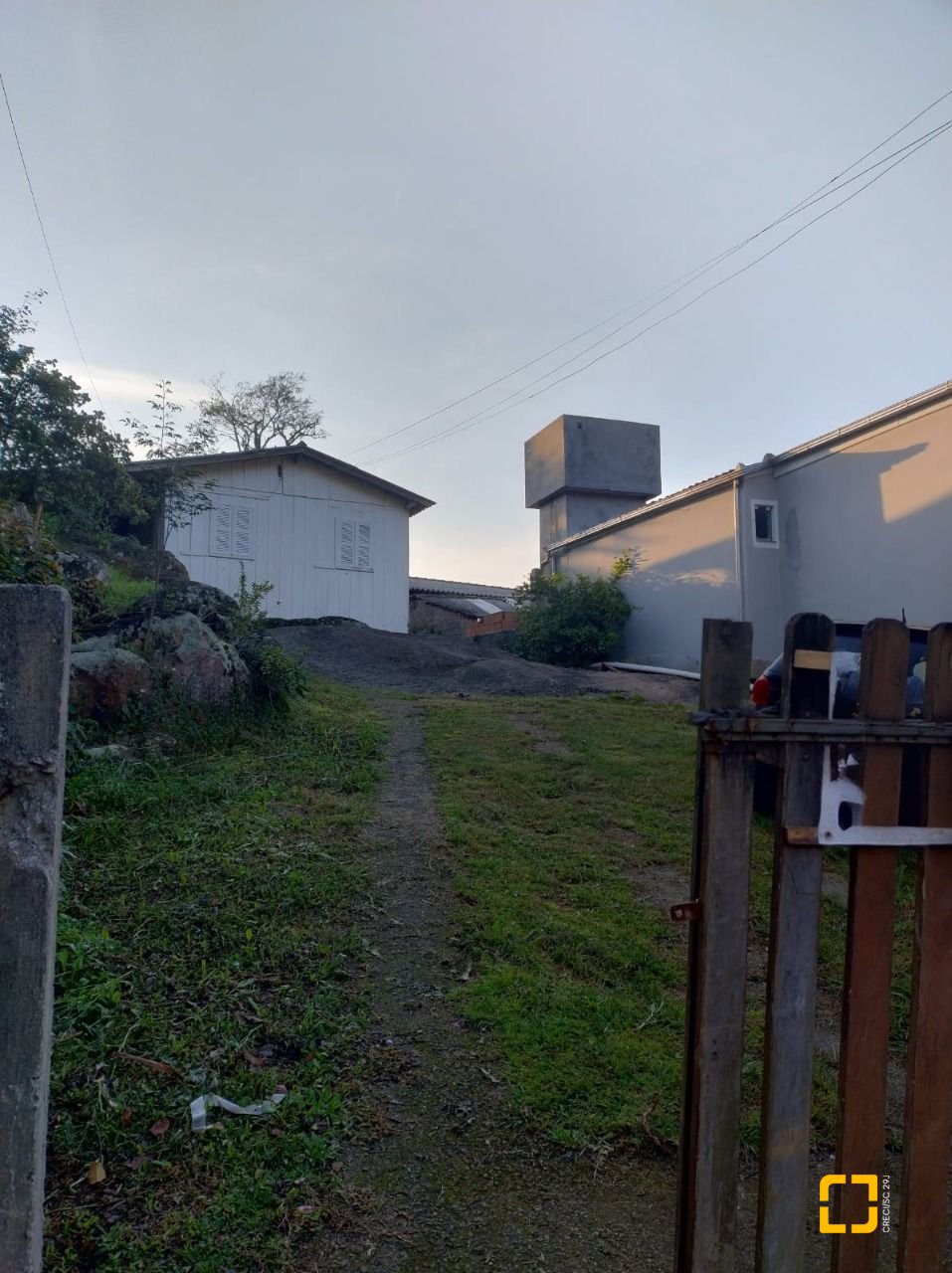 Terreno com 517m², no bairro Canasvieiras em Florianópolis