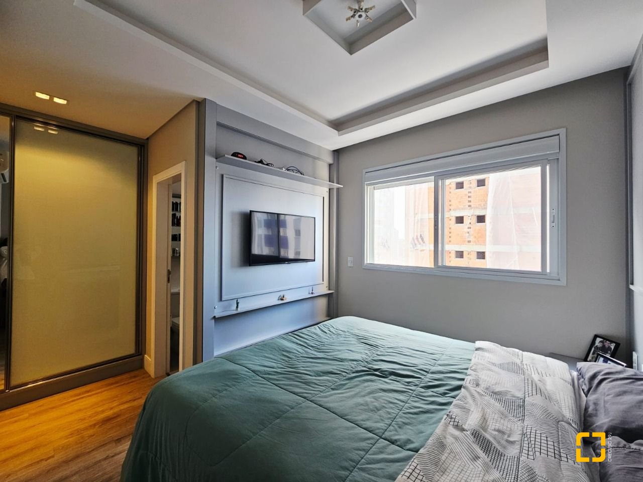 Apartamento com 107m², 3 quartos (sendo 1 suíte), 2 garagens, no bairro Campinas em São José
