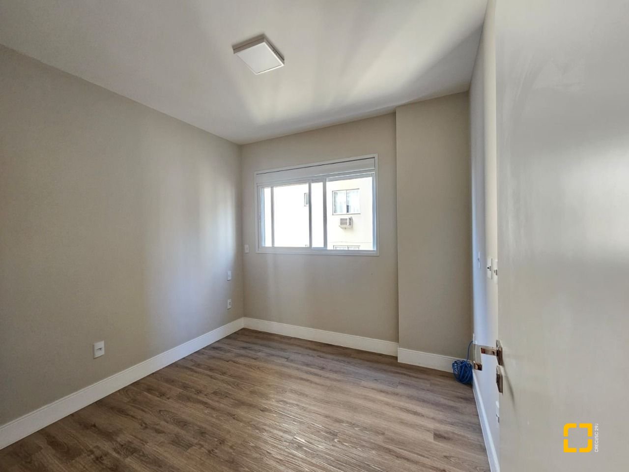 Apartamento com 107m², 3 quartos (sendo 1 suíte), 2 garagens, no bairro Campinas em São José