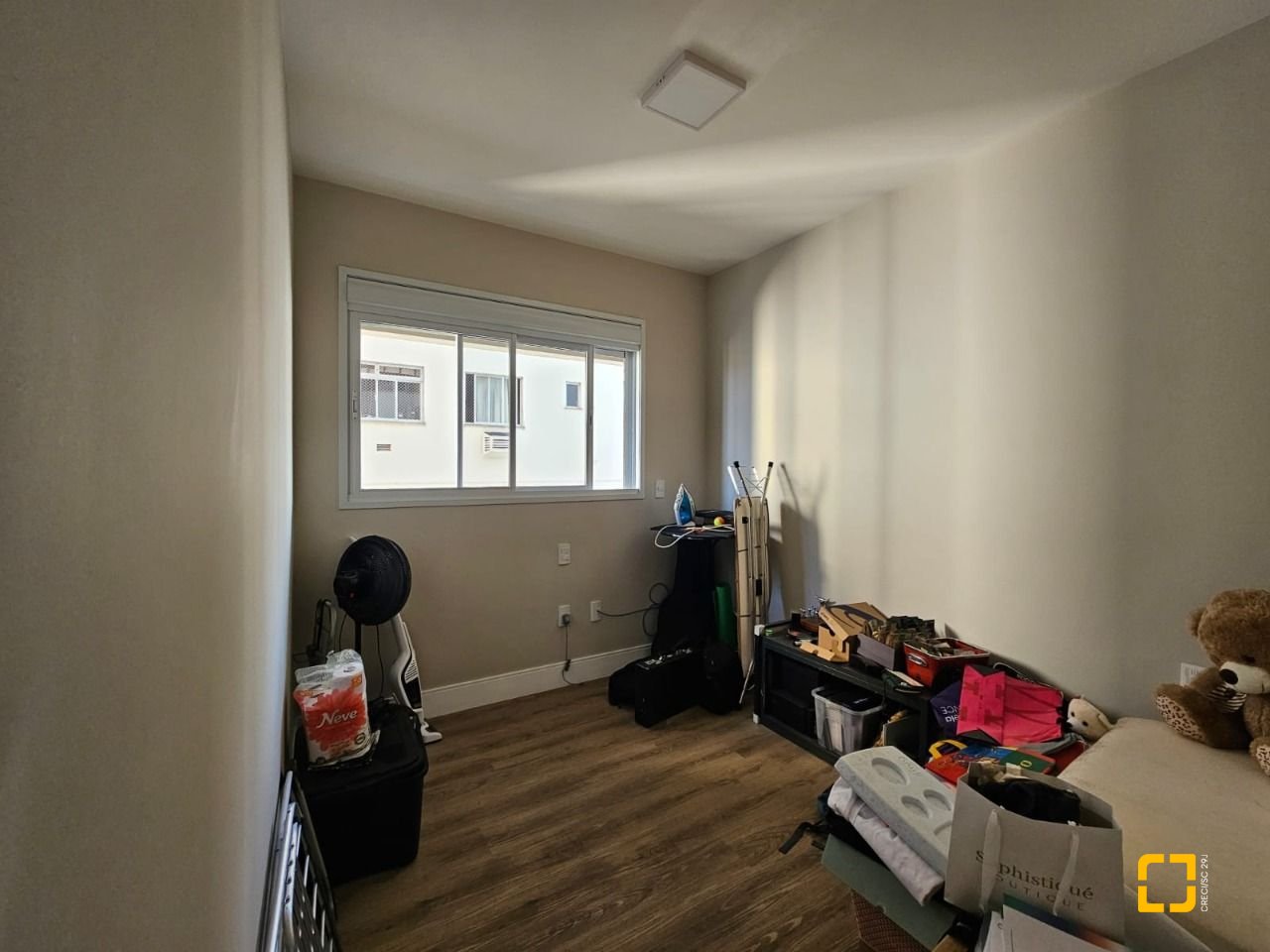 Apartamento com 107m², 3 quartos (sendo 1 suíte), 2 garagens, no bairro Campinas em São José