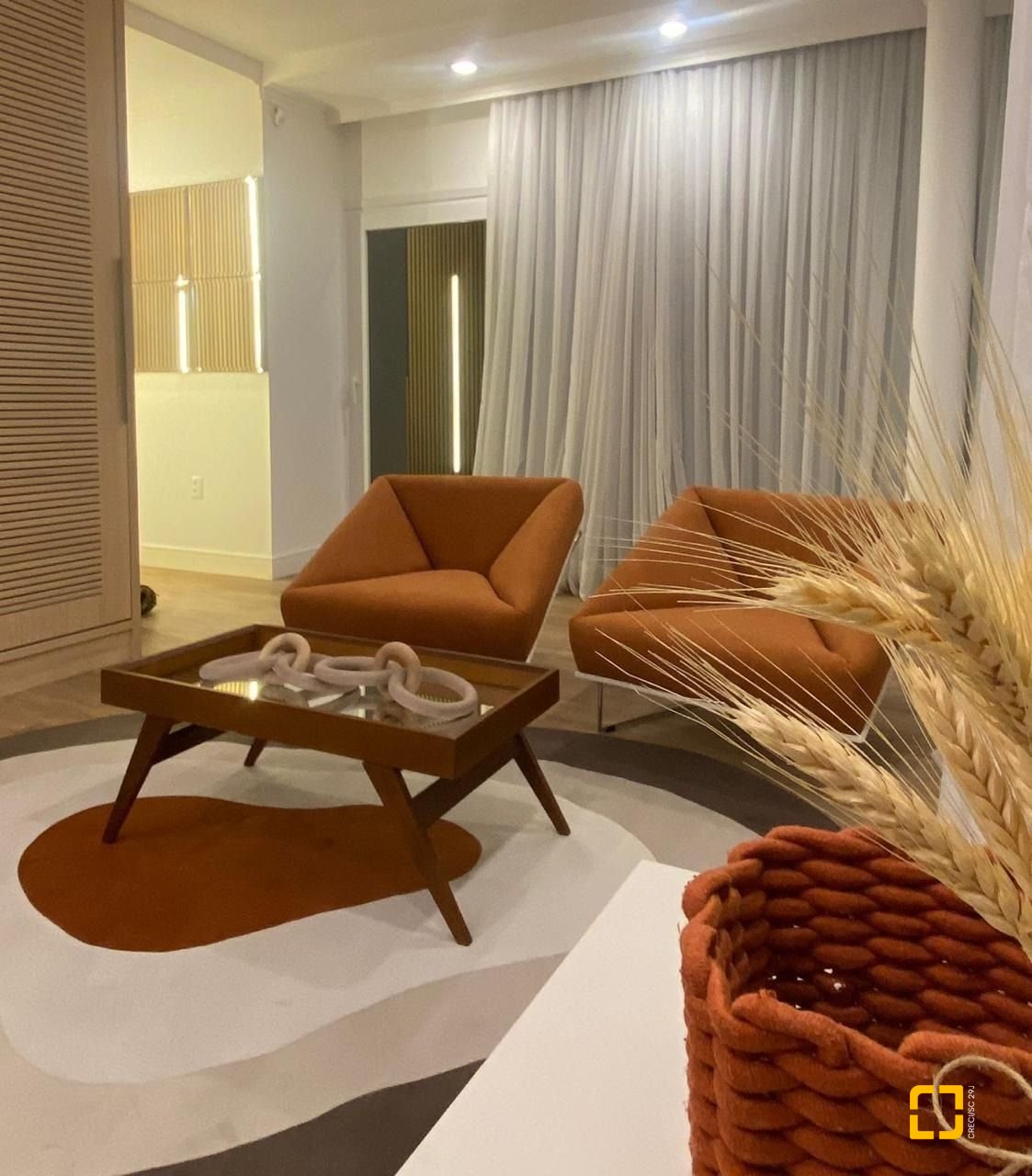 Casa com 365m², 6 quartos (sendo 3 suítes), 11 garagens, no bairro Beiramar em Florianópolis